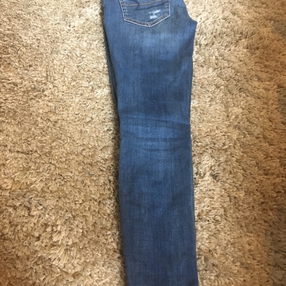 American Eagle size 2 Capri/jeans - Picture 2 of 3